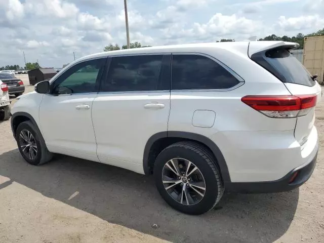 2018 Toyota Highlander LE