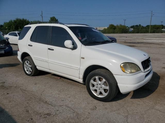 2000 Mercedes-Benz ML 430