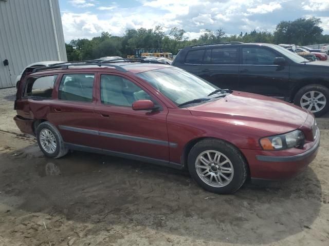 2004 Volvo V70