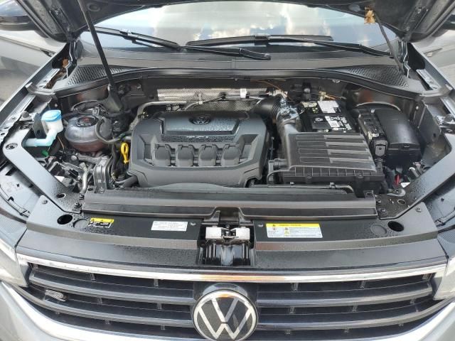 2024 Volkswagen Tiguan SE R-LINE Black