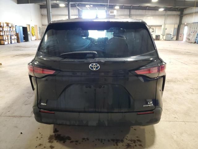 2021 Toyota Sienna LE