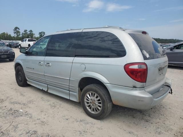 2002 Chrysler Town & Country Limited