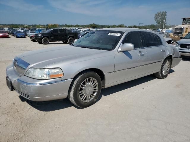 2008 Lincoln Town Car Signature Limited