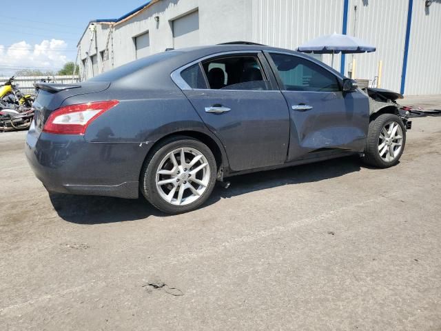 2010 Nissan Maxima S