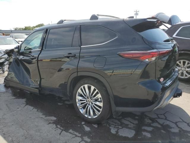 2024 Toyota Highlander LE