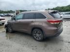 2017 Toyota Highlander SE