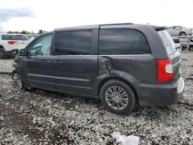 2016 Chrysler Town & Country Touring L