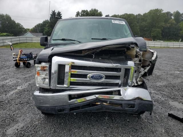 2013 Ford Econoline E250 Van