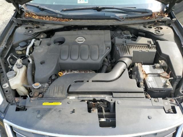 2011 Nissan Altima Base