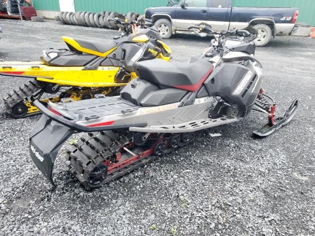 2023 Skidoo 2023 Skidoo Renegade