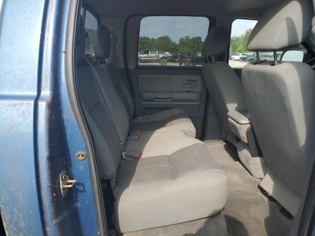 2005 Dodge Dakota Quad SLT