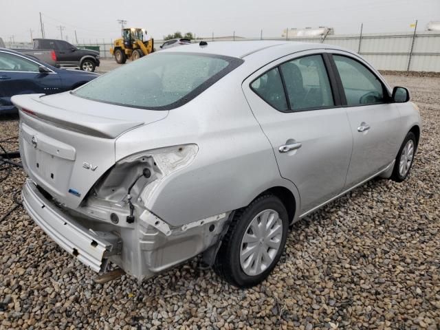 2013 Nissan Versa S