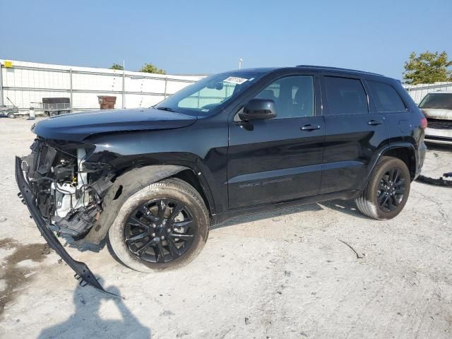 2020 Jeep Grand Cherokee Laredo