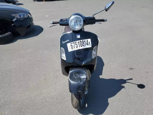 2005 Vespa Granturismo 200