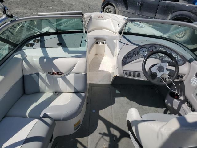 2002 Mastercraft Craft Boat