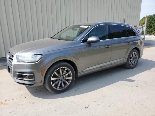 2017 Audi Q7 Premium Plus