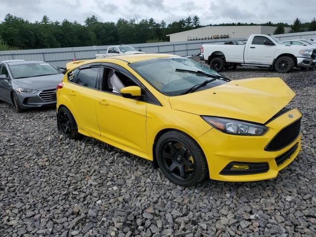 2018 Ford Focus ST