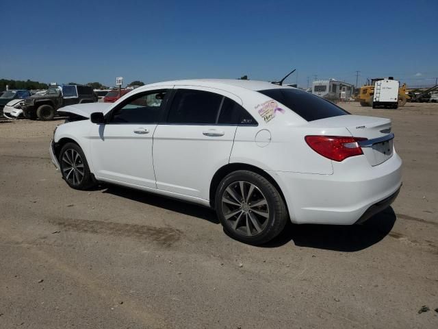 2012 Chrysler 200 Touring