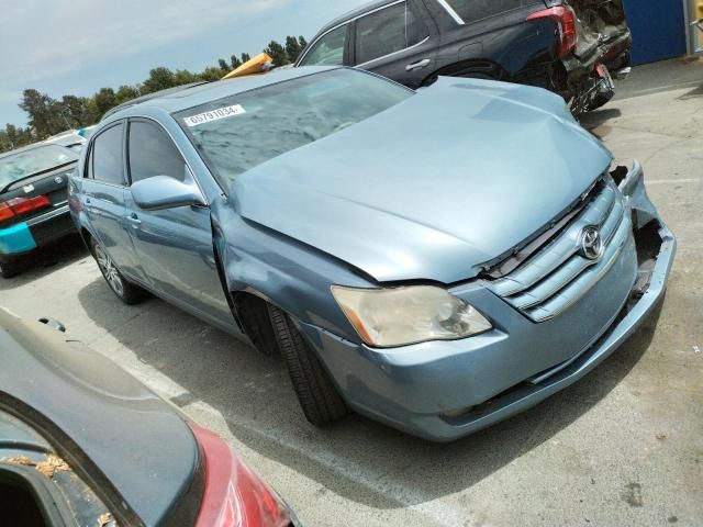 2005 Toyota Avalon XL