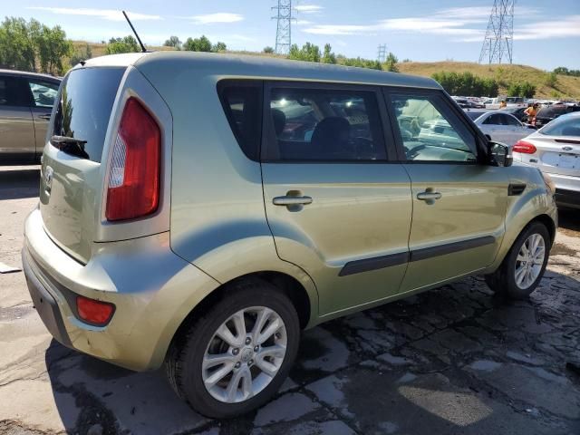 2013 KIA Soul +