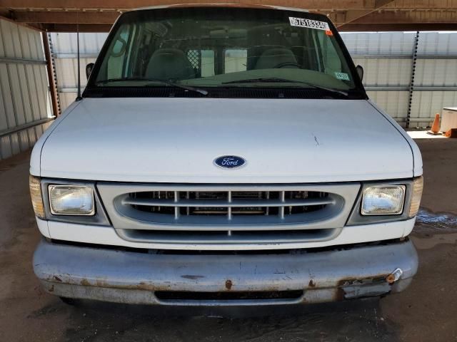 2001 Ford Econoline E150 Van