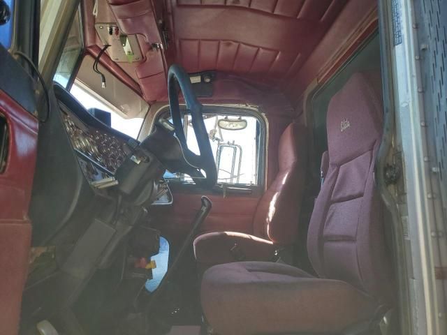 2001 Peterbilt 379