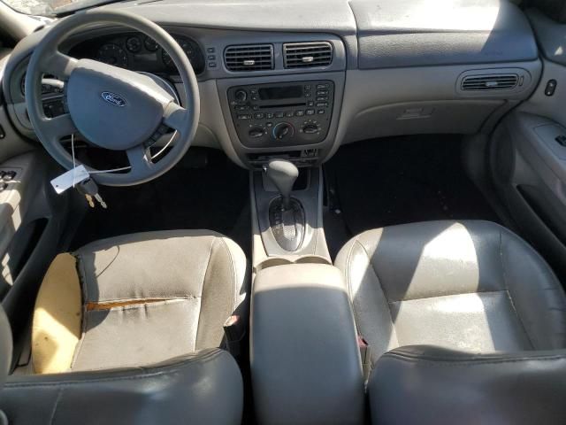 2005 Ford Taurus SE