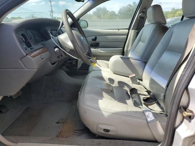 2003 Ford Crown Victoria LX