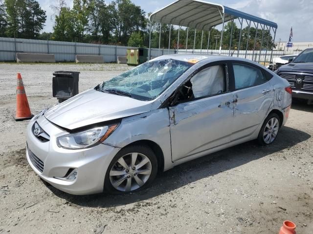 2012 Hyundai Accent GLS