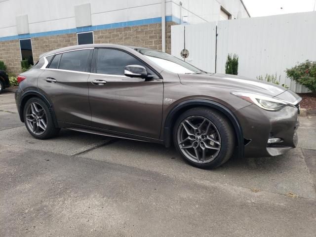 2017 Infiniti QX30 Base