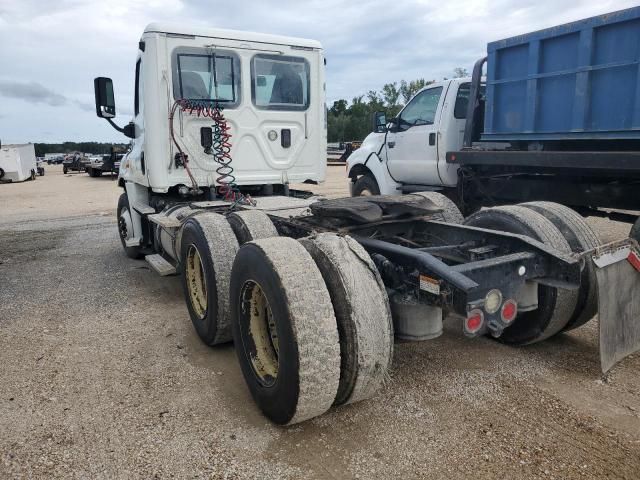 2017 Freightliner Cascadia 125