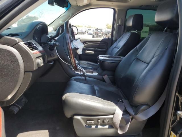 2012 Cadillac Escalade Luxury