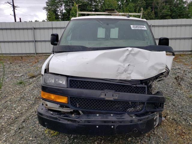 2020 Chevrolet Express G2500