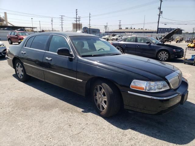 2008 Lincoln Town Car Signature Long Wheelbase