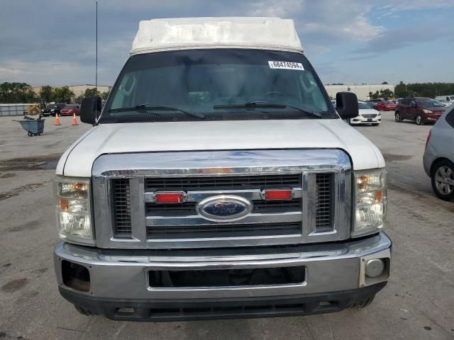 2009 Ford Econoline E350 Super Duty Van