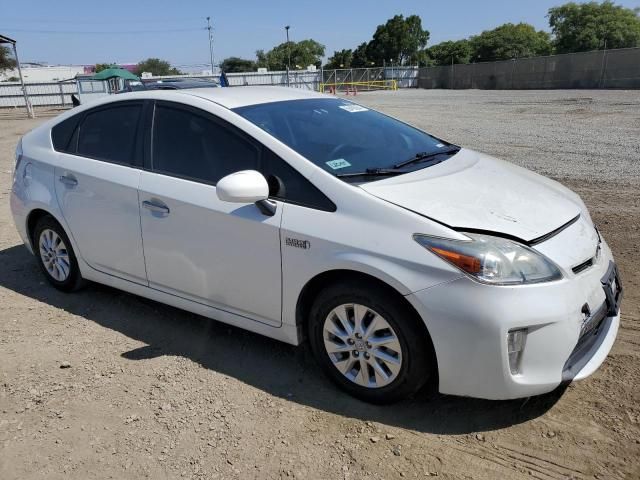 2014 Toyota Prius PLUG-IN