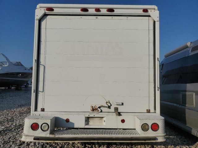 2000 Freightliner Chassis M Line WALK-IN Van