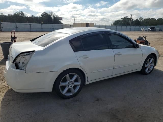 2004 Nissan Maxima SE