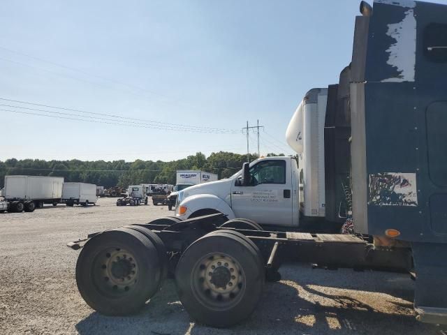 2002 Freightliner Conventional Columbia