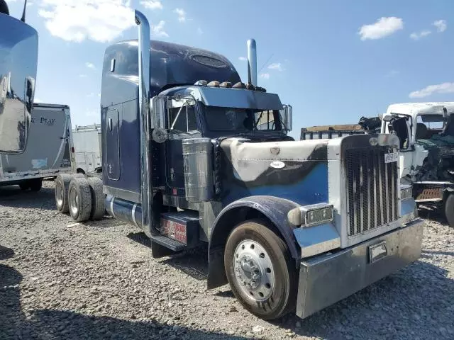 1996 Peterbilt 379