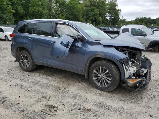 2018 Toyota Highlander SE