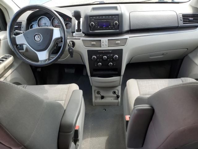 2009 Volkswagen Routan SE