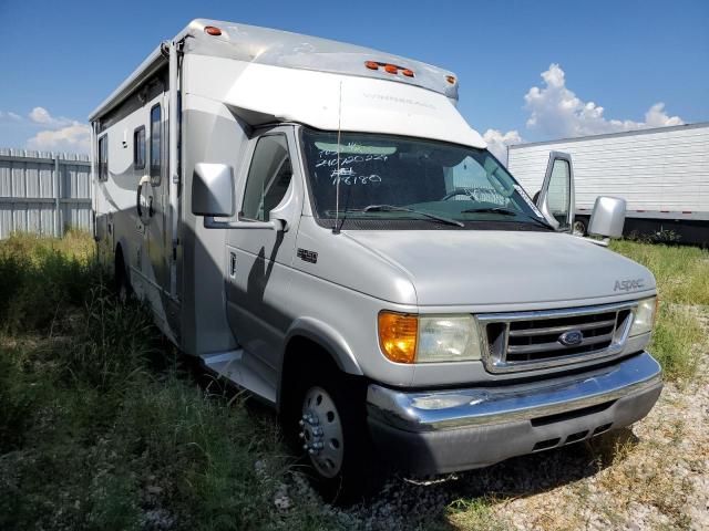 2005 Ford Econoline E450 Super Duty Cutaway Van