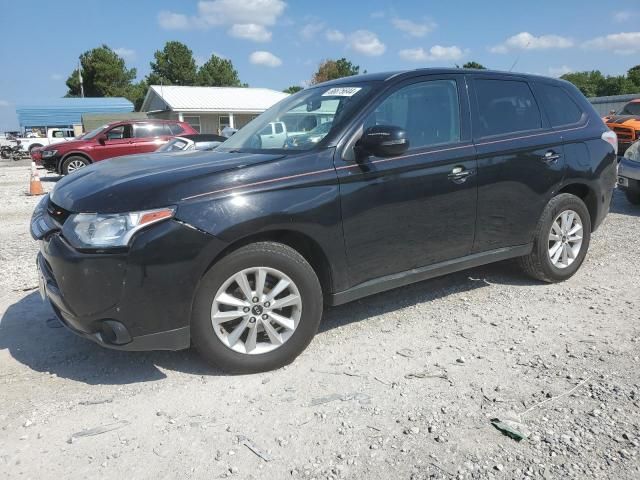 2014 Mitsubishi Outlander SE