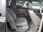 2012 Volkswagen Routan SE