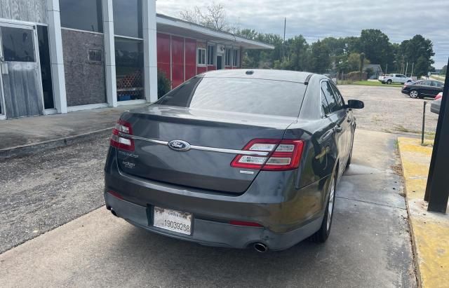 2015 Ford Taurus SE