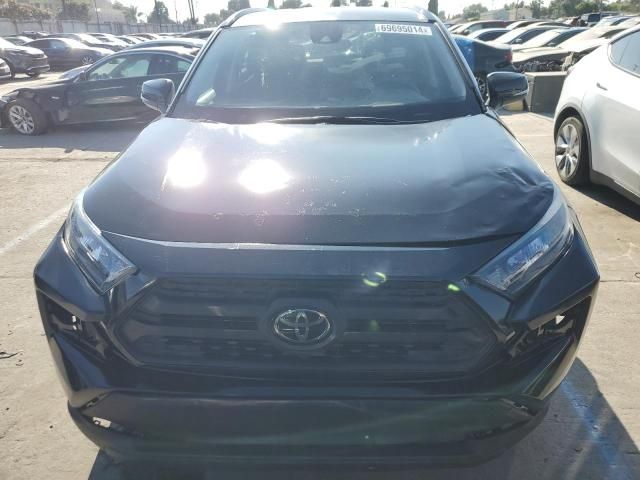 2022 Toyota Rav4 XLE