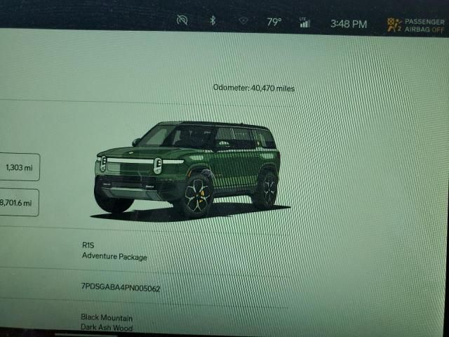 2023 Rivian R1S Adventure