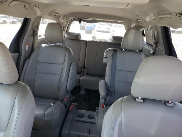 2015 Toyota Sienna XLE