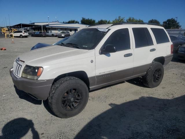 2004 Jeep Grand Cherokee Laredo